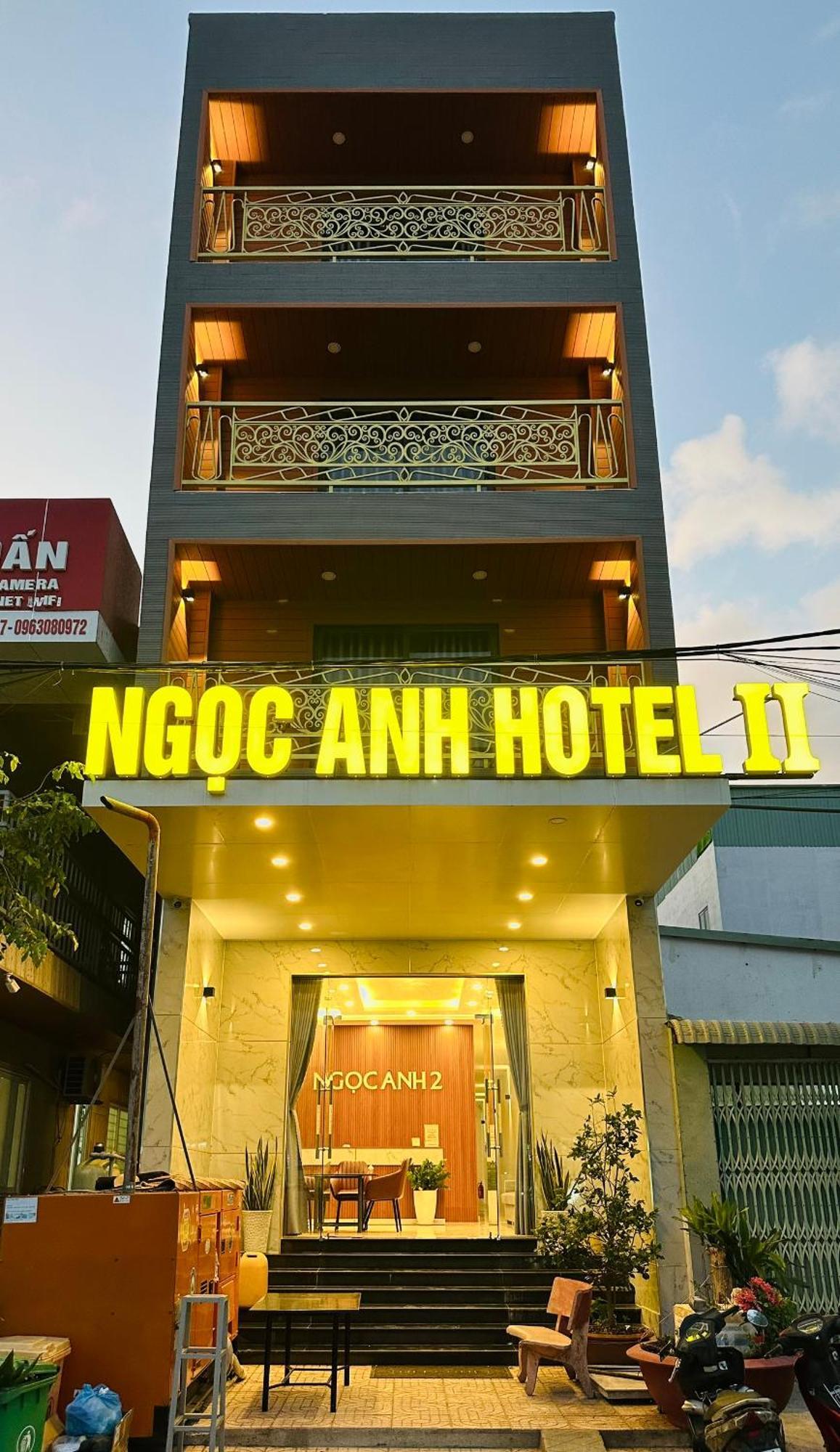 Ngoc Anh Hotel Chi Khu Co Ong Bagian luar foto